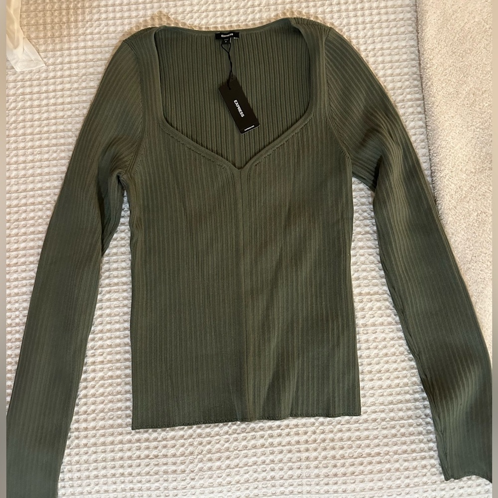 NWT express olive green shirt size medium